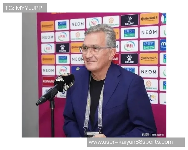 伊万谈战术选择双后腰配置助球队取得佳绩 伊万谈战术选择双后腰配置助球队取得佳绩